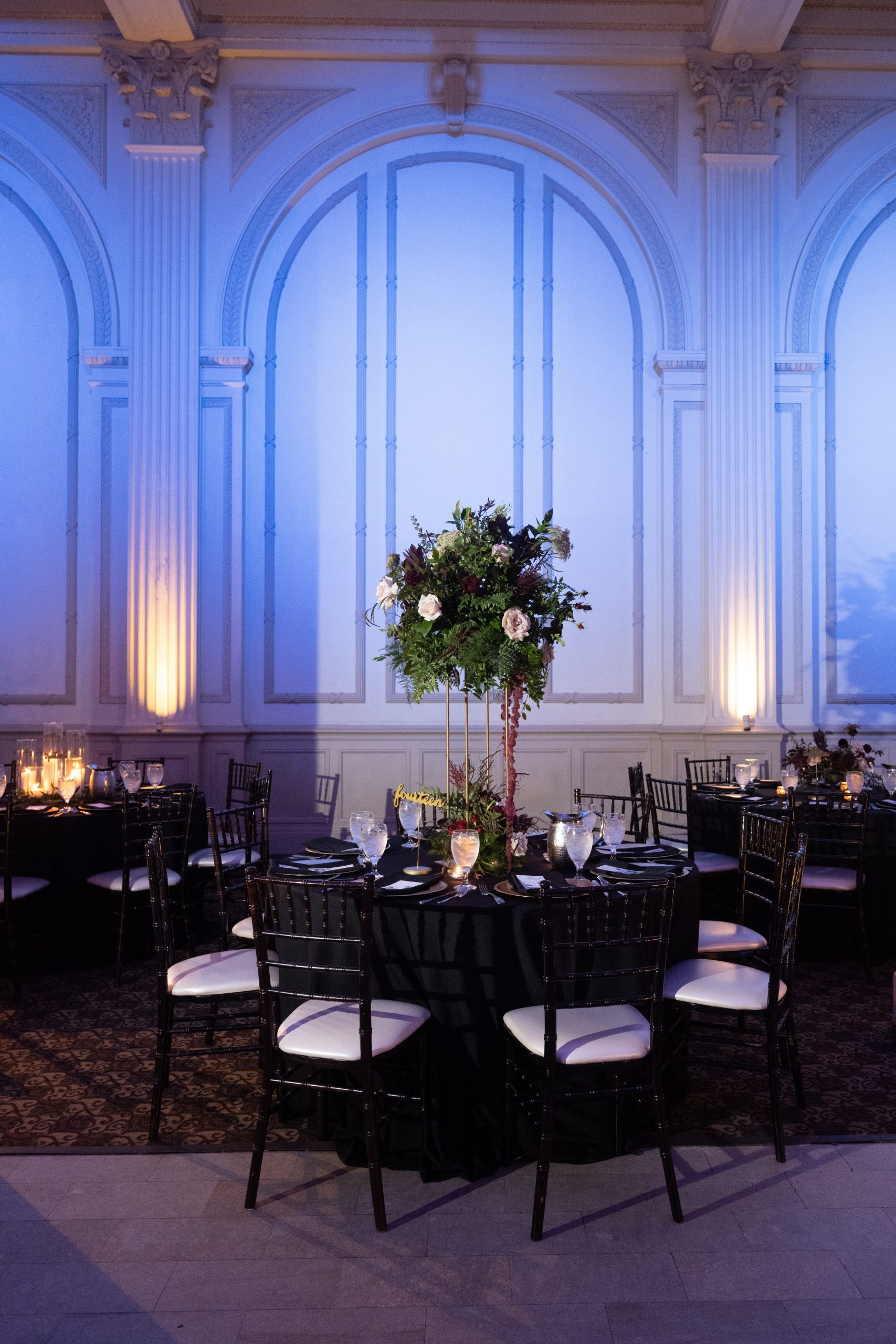 5 Stylish Wedding Reception Table Design Ideas